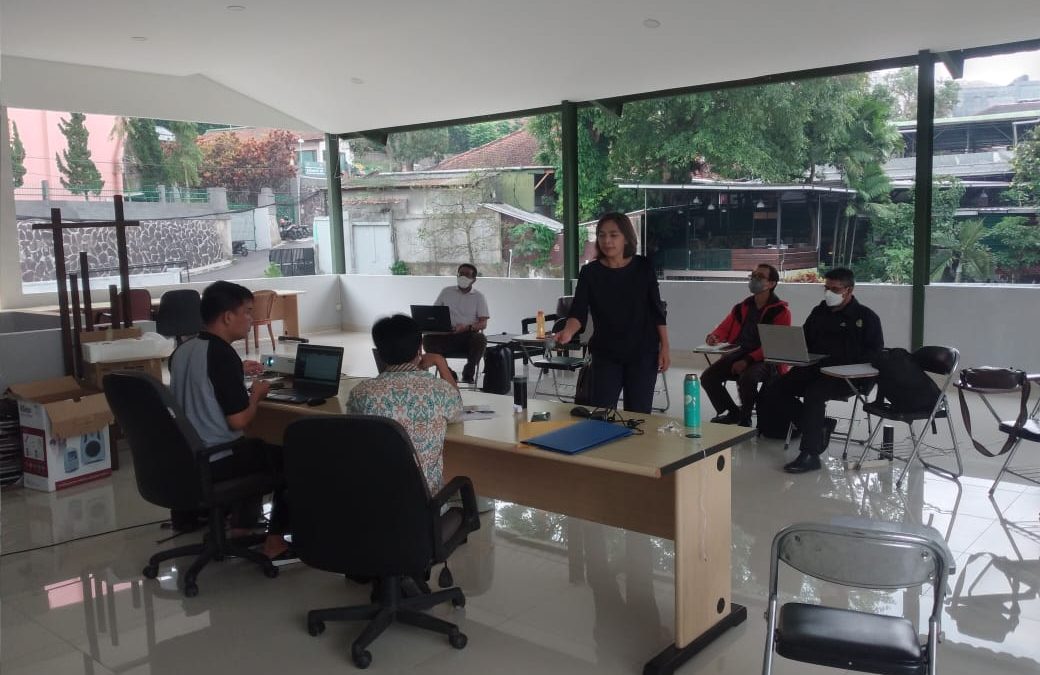 Rapat Evaluasi Kurikulum Mata Kuliah Wajib Kurikulum 2018 UNPAR